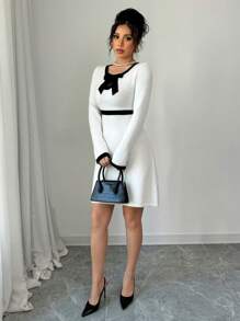Elenzga 撞色饰边蝴蝶结前襟毛衣裙 - 白色 - 查看 4
