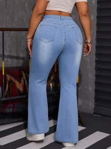 SHEIN ICON Jeans acampanados elásticos de talla grande lavados