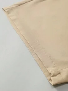 Manfinity RSRT Conjunto de camisa hawaiana de manga corta con botones delanteros y estampado, y pantalones cortos casuales para hombres