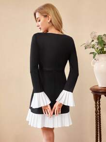 Vintamour Retro Elegant Ladies' Colour Block Pleated Flare Sleeve Short Dress, Autumn/Winter - Black and White - View 2
