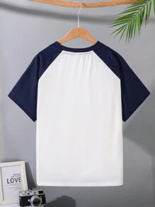 SHEIN Tricou casual Tween Boy, cu mâneci raglan, cu litere, cu decolteu rotund, potrivit pentru primăvară/vară, joacă în aer liber, școală, stradă, petrecere și haine de relaxare