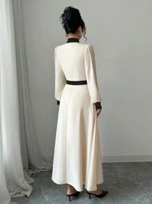 SHEIN Frenchy فستان طويل كاجوال قتامة صامتة مُلحمة بالدانتيل طويل الأكمام قصبة القزم، فستان طويل ذو رقبة ملثمة وأشرطة لطراز عربي، إطلالة المرأة