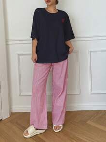 DAZY Conjunto de pijama de mujer con camiseta holgada con estampado de letras y pantalón relajado a rayas para la primavera