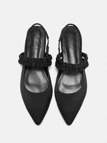 CUCCOO BIZCHIC 女士时尚黑色缎面玛丽珍尖头平底鞋，适合通勤、约会、派对、购物、情人节假期