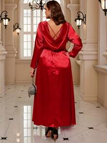 SHEIN Clasi Vestido largo de satén elegante en color rojo sólido con espalda drapeada y manga larga para mujeres curvy talla plus, apropiado para fiestas de invitados y bailes, atuendo de San Valentín