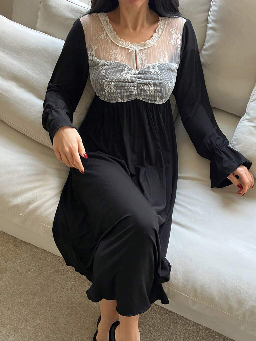 Contrasting Lace Splice Ruffle Waist Design Nightgown Pajama