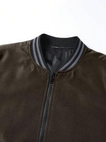 Manfinity Homme Jaqueta de Colégio Masculina com Zíper e Recorte Listrado, Caimento Folgado - Castanho - Visão 6
