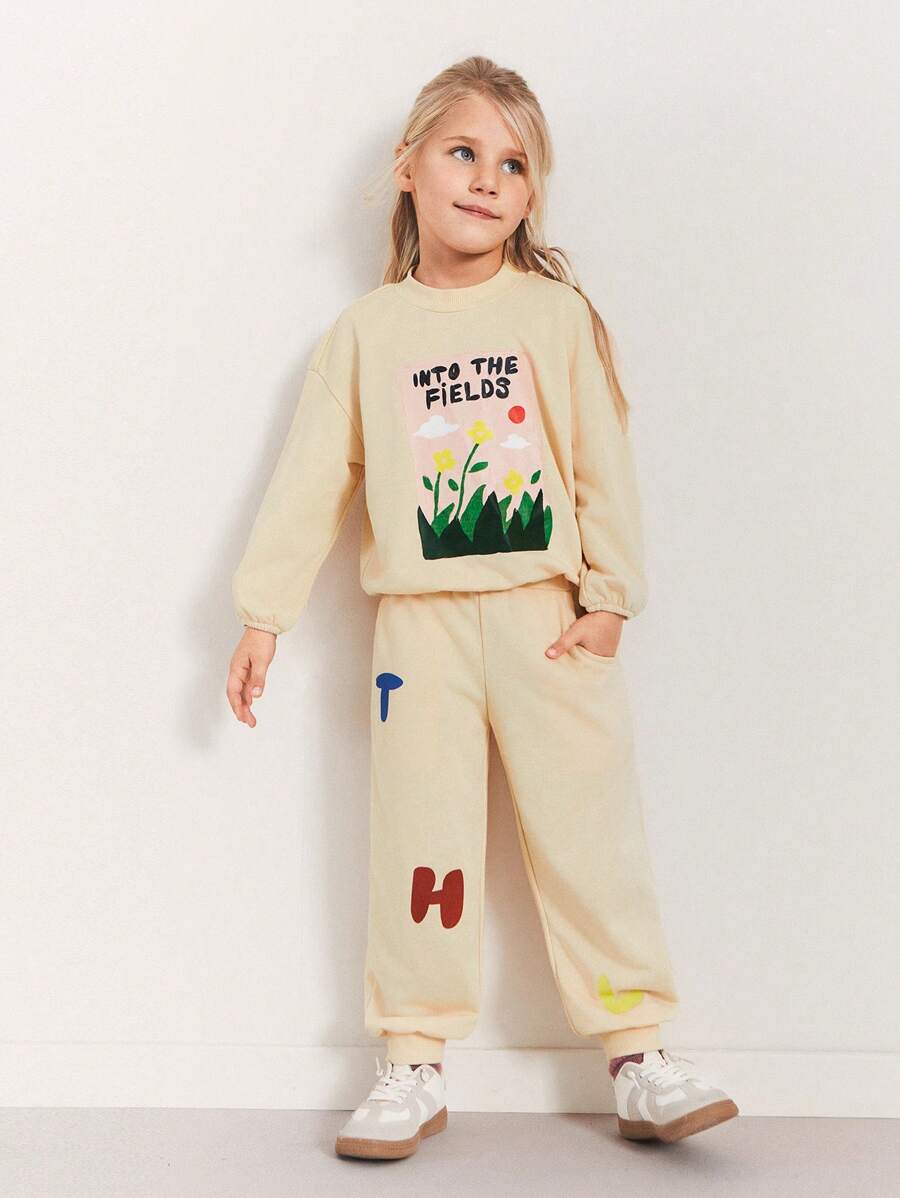 THE HAPPY LOOK Young Girls Graphic Print Crew Neck Drop Shoulder Apricot Sweatshirts, Casual Daily Wear