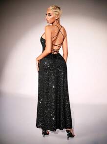 VaVaBold Glamine Modieuze Zilveren Folie Spaghetti Band Split Zoom Bodycon Feestjurk Voor Vrouwen, Geschikt Voor Banketten En Samenkomsten Nieuwjaar Vrouwen Outfit Nieuwjaar Jurk Kerstfeestjurk Vrouwen Glitterjurk Nieuwjaar Sexy Club Vakantie Feest Outfits Vrouwen Maxi Vrouwen Outfit