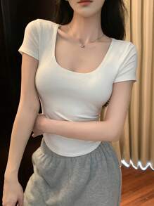 DAZY Camiseta de mujer de manga corta, cuello redondo, ajustada, de unicolor, casual, simple y de moda para uso diario en verano