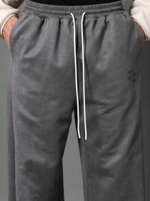 SUMWON מכנסי טרנינג עם מפשעה נמוכה אתלטיים, גזרה ישרה, לבוש קז'ואל, מכנסי טרנינג לאימון בחורף עם כיסים צדדיים, סגנון רחוב עירוני, קרסול אלסטי - אפור - ראה 7