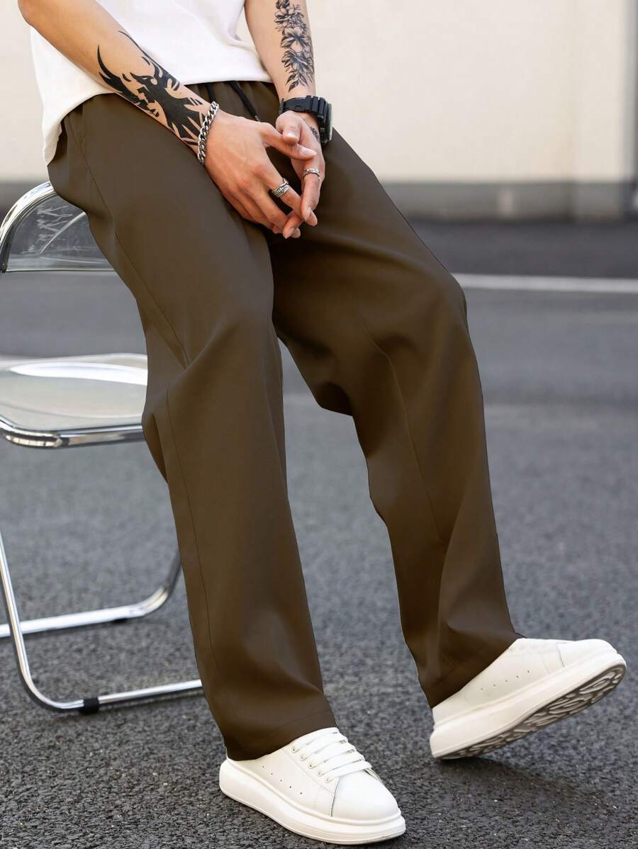 Manfinity Homme Men's Solid Color Drawstring Waist Pockets Straight Leg Casual Pants, Fall - Brown - View 1