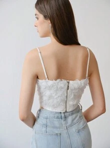 MOTF STUDIO Top corto de tela de malla con parches de flores