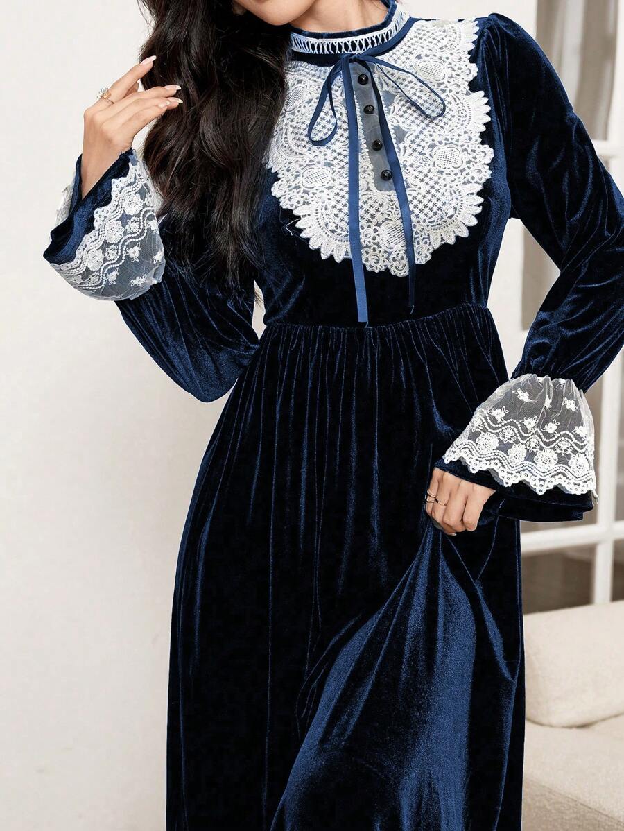Modelyn 女士优雅天鹅绒连衣裙，蕾丝刺绣和宫廷风格长款晚礼服 - 藍色 - 查看 1