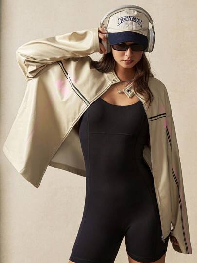 VARSITIE Line Print High Collar Long Sleeves Zipper Women Outdoor Jackets