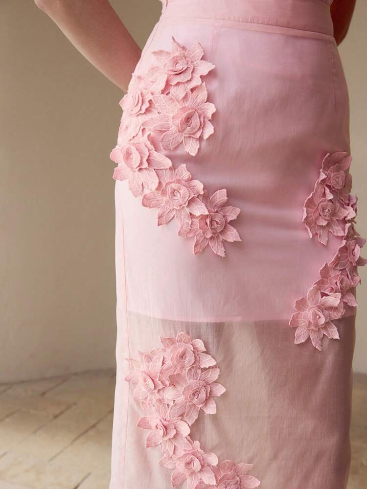 FLORAL EMBROIDERY SPLIT HEM SKIRT