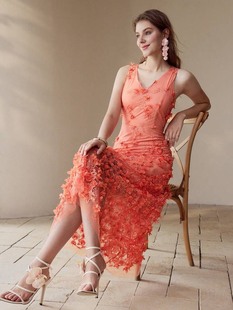 APPLIQUES FLORAL EMBROIDERY DRESS