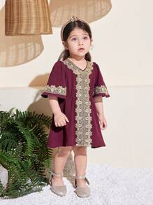SHEIN Babygirl Lovely Solid Color Luxurious Gold Lace Trim Dress - Burgundy - View 7