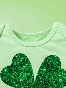 SHEIN Baby Girl Green Summer Casual Holiday Bodysuit,Cute Clover Print Crew Neck Short Sleeve Soft Knit Romper For St. Patrick's Day,Daily Wear,Festivals - Green - View 5