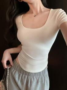 DAZY Camiseta de mujer de manga corta, cuello redondo, ajustada, de unicolor, casual, simple y de moda para uso diario en verano