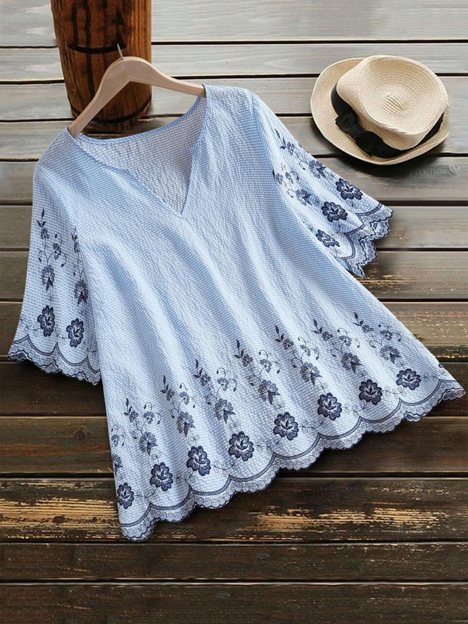 Plus Size Printed Valentine's Day Blouse For Women Elegant, Minimalist Fashion Everyday Wear, Summer For Women