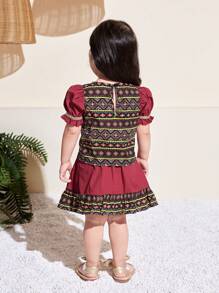 SHEIN Baby Girls Cute Geometric Print Short Sleeve Top And Skirt 2 Pieces Set, Summer Vacation - Multicolor - View 2