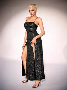 VaVaBold Glamine Modieuze Zilveren Folie Spaghetti Band Split Zoom Bodycon Feestjurk Voor Vrouwen, Geschikt Voor Banketten En Samenkomsten Nieuwjaar Vrouwen Outfit Nieuwjaar Jurk Kerstfeestjurk Vrouwen Glitterjurk Nieuwjaar Sexy Club Vakantie Feest Outfits Vrouwen Maxi Vrouwen Outfit