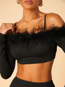 Hauture Áo Crop Top Tay Dài Trễ Vai Feather - màu đen - Xem 2