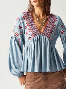 Bohemela Women's Solid Color Woven Embroidered V-Neck 3/4 Sleeve Fitted Blouse With Ruffle Hem