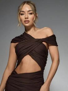 MISSGUIDED Asymmetric Cut Out Ruched Bandage Mini Dress - Brown - View 3