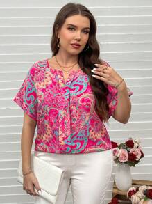 SHEIN LUNE Plus Size Women Notch V-Neck Short Sleeve Printed Casual Blouse Valentine Summer Outfits For Women Summer Spring Clothes Spring Outfits For Women Summer Boho Old Money