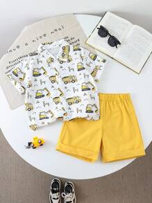 SHEIN 2pcs/Set Toddler Boy Cute Excavator Cartoon Car & Traffic Vehicle Pattern Short Sleeve Shirt With Yellow Shorts