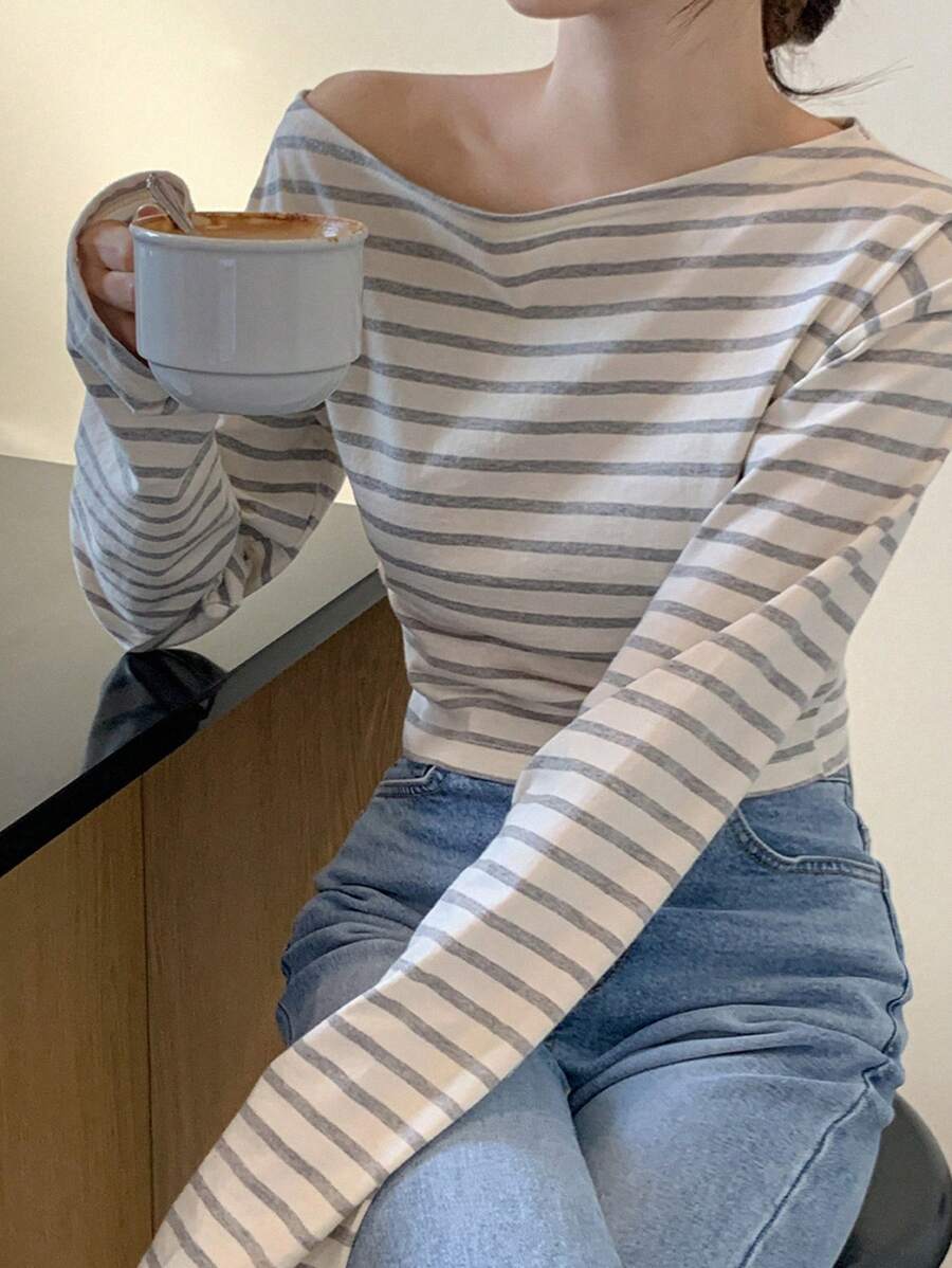 DAZY Women's Open Shoulder Oblique Striped Form-Fitting Long Sleeve T-Shirt, Spring/Autumn,Back To School Clothes,Fall Women Clothes