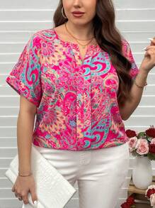 SHEIN LUNE Plus Size Women Notch V-Neck Short Sleeve Printed Casual Blouse Valentine Summer Outfits For Women Summer Spring Clothes Spring Outfits For Women Summer Boho Old Money
