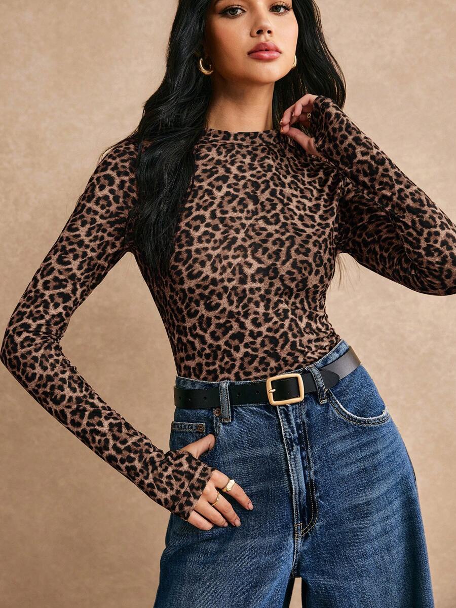 Poéselle Stylish Leopard Print Top: Stretchy Long Sleeve T-Shirt With Thumbholes, Cheetah Design
