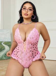 Plus Size Sexy Lace Patchwork Lingerie Set, Valentine's Day - Pink - View 1