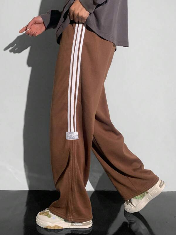 SHEIN Teens/Tweens Boys Casual Brown Extremely Loose Sports Sweatpants With Drawstring And Logo