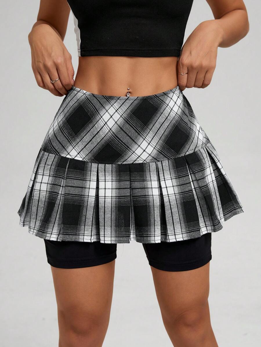 SHEIN Essnce Women's Simple Plaid Pleated Shorts, Casual Daily Wear - Multicolor - View 1