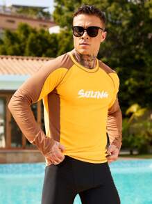 Manfinity Swimmode 男士冲浪印花长袖 T 恤，休闲简约日常穿着 - 黃色 - 查看 7