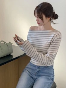 DAZY Women's Open Shoulder Oblique Striped Form-Fitting Long Sleeve T-Shirt, Spring/Autumn,Back To School Clothes,Fall Women Clothes