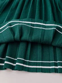 SHEIN 年轻女孩优雅针织毛衣裙，女孩花卉印花领子米色针织连衣裙 - 墨綠色 - 查看 6