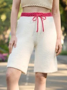 Skyraze Vacation & Casual Contrast Color Drawstring Waist Knitted Shorts - White - View 7