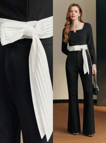 MOTF PREMIUM KNOT HEM NOTCHED NECKLINE BLOUSE - Black and White - View 9