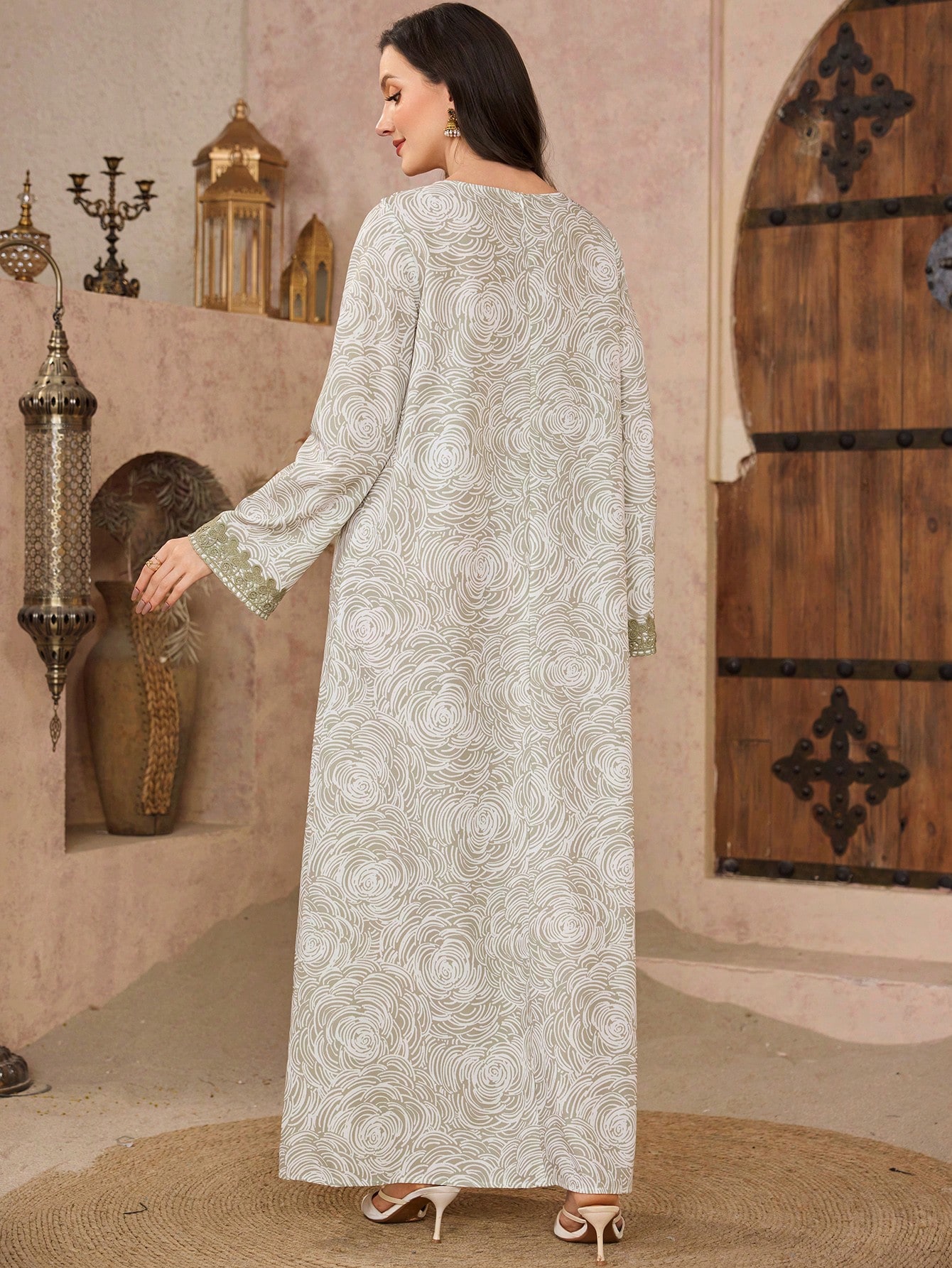 Al Najma فستان نسائي بخطوط طباعة وأزهار، وألوان مت...