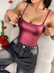 SHEIN Essnce Body elástico personalizado elegante color borgoña, body de piel ajustado, camiseta de tirantes finos para mujer, ropa para San Valentín