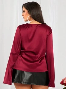 SHEIN SXY Camisa de encaje con cordones de color rojo borgoña elegante y sexy para mujer de talla grande, adecuada para uso diario, vacaciones, playa, fiestas, citas, cumpleaños, despedida de soltera, fiestas, baile, citas de pareja, looks elegantes e informales, compras, uso diario, actividades al aire libre, resalta tu figura