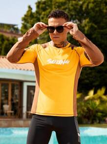 Manfinity Swimmode 男士冲浪印花长袖 T 恤，休闲简约日常穿着 - 黃色 - 查看 5
