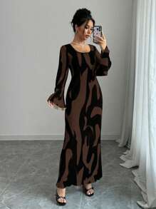 Rafferiza 女式花卉印花方领收腰喇叭裙长款女装 - 棕色 - 查看 6