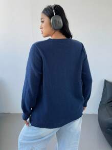 POPSWAY Plus Size Round Neck Long Sleeve Minimalist Graphic Detail Casual Top, Daily Wear