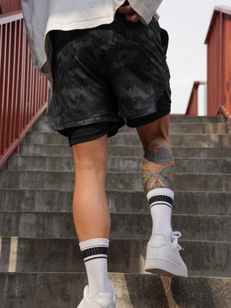 Summer Men's Camouflage Print Patch Design Shorts